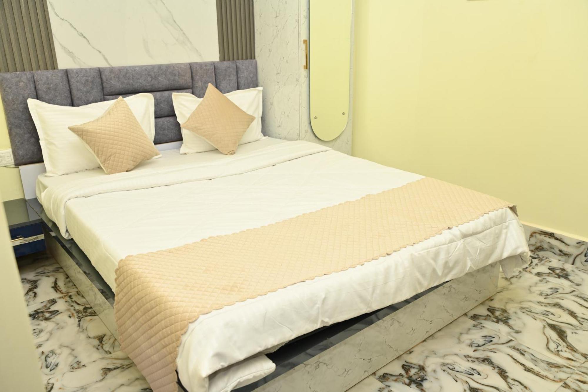 The Vintage Plaza Hotel Baripada Eksteriør billede